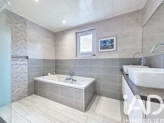  Maison � vendre 4 pi�ces 150 m�