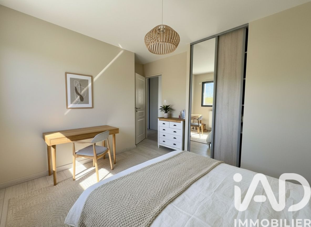 � vendre  Villa Saint-Aubin-de-M�doc (33160)