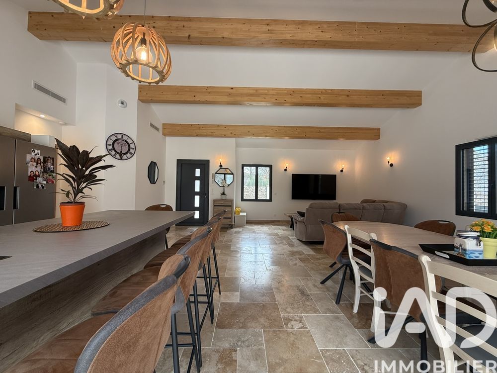 � vendre  Maison Faucon (84110)