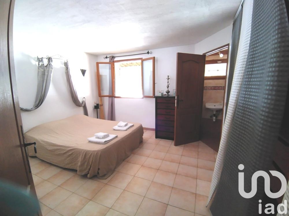 � vendre  Maison Saint-Paul-en-For�t (83440)