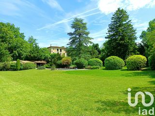  Maison � vendre 9 pi�ces 340 m�