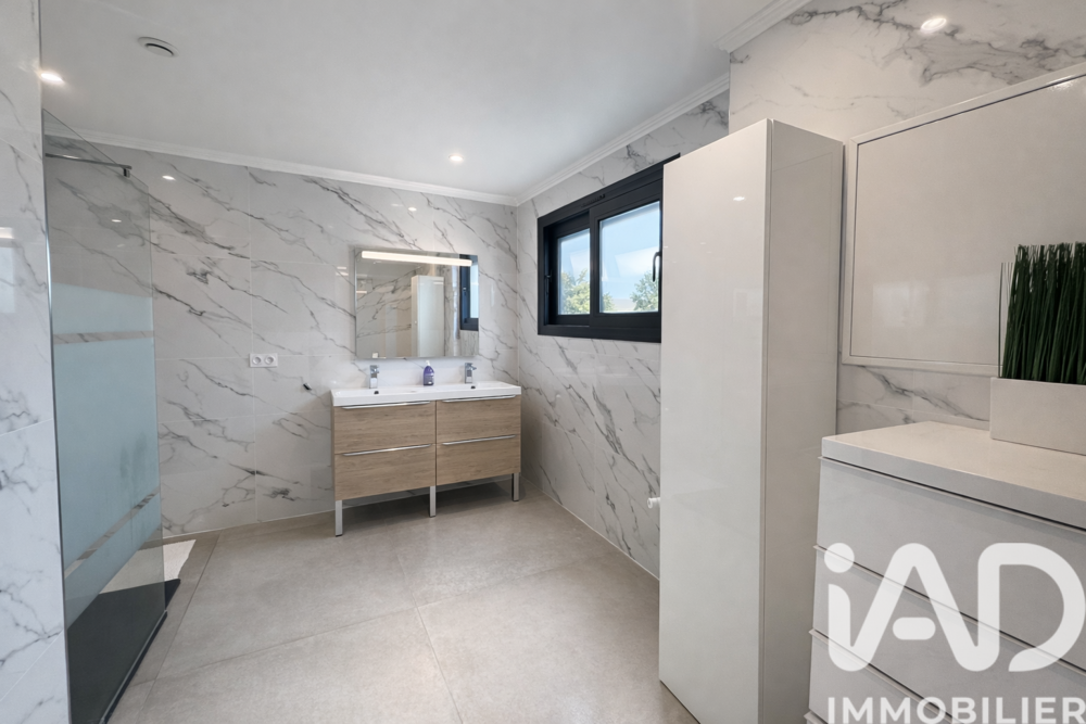 � vendre  Maison Sainte-Genevi�ve-des-Bois (91700)