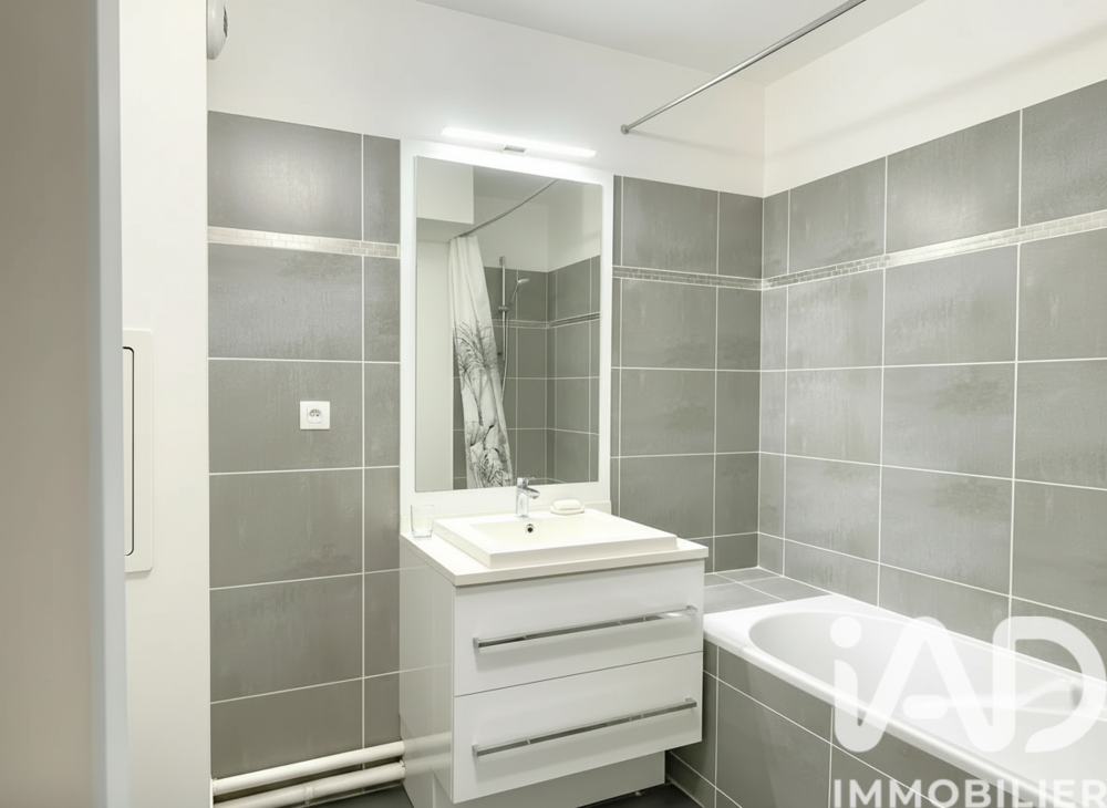 � vendre  Appartement Issy-les-Moulineaux (92130)