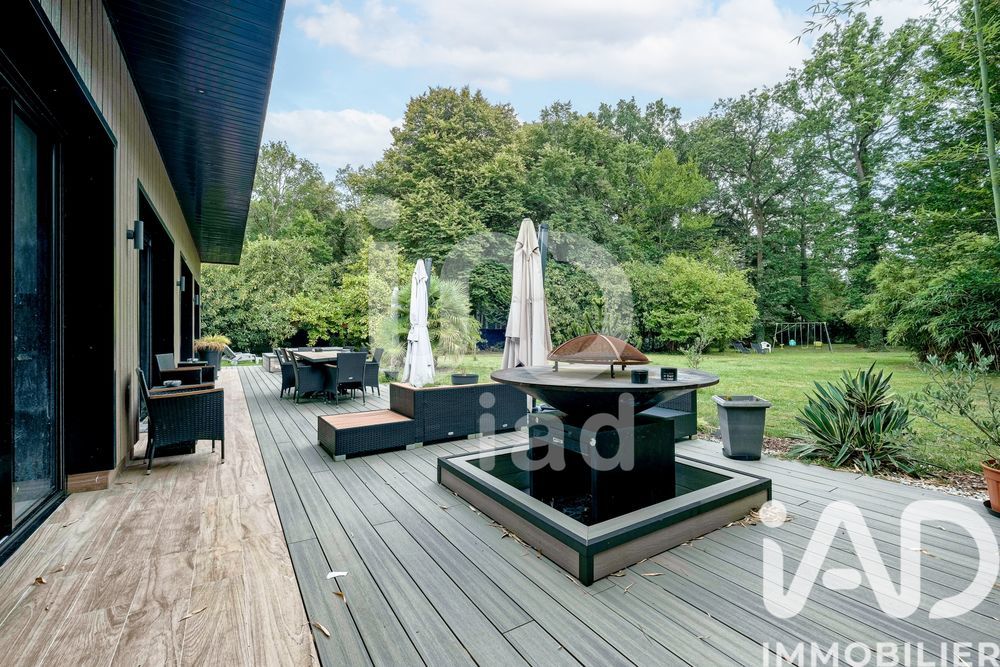 � vendre  Villa Lamorlaye (60260)