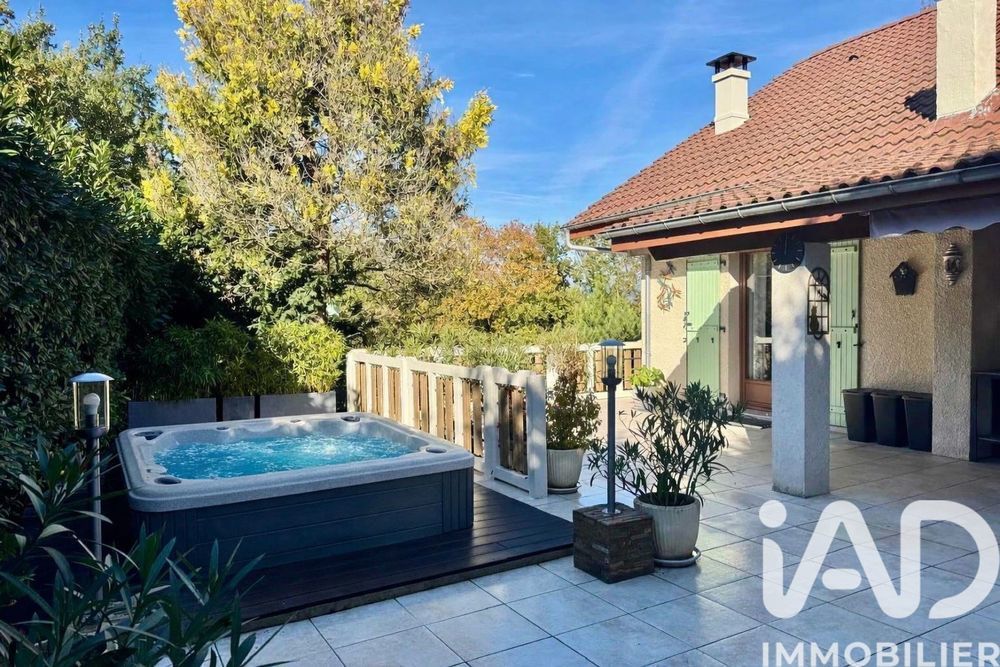 � vendre  Maison Saint-Julien-en-Genevois (74160)