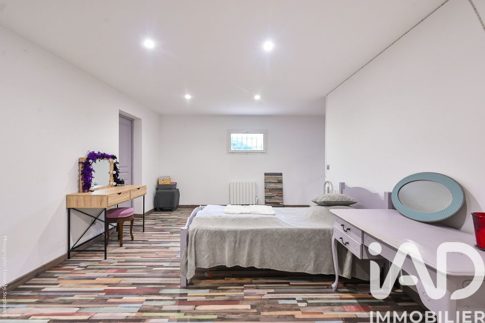 � vendre  Maison Saint-Zacharie (83640)