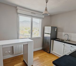  Appartement � vendre 3 pi�ces 77 m�