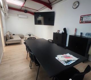  Immeuble � vendre 819 m�