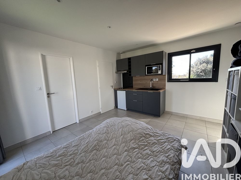 � vendre  Villa Nimes (30900)