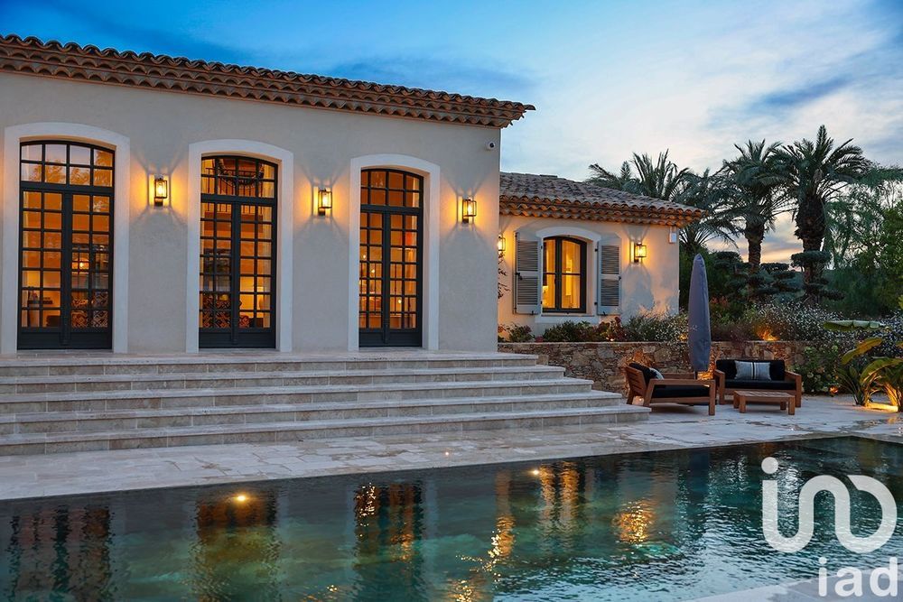 � vendre  Maison Saint-Tropez (83990)