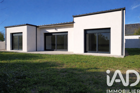   Vente Maison traditionnelle 4 pi�ces Maison - 4 pi�ce(s) - 98 m�