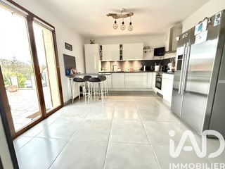  Maison � vendre 8 pi�ces 196 m�