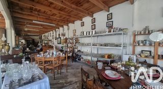  Immeuble � vendre 554 m�