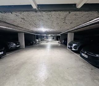  Parking / Garage � vendre 12 m�