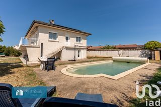  Maison � vendre 7 pi�ces 205 m�