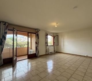  Appartement � vendre 3 pi�ces 75 m�