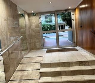  Appartement � vendre 4 pi�ces 95 m�