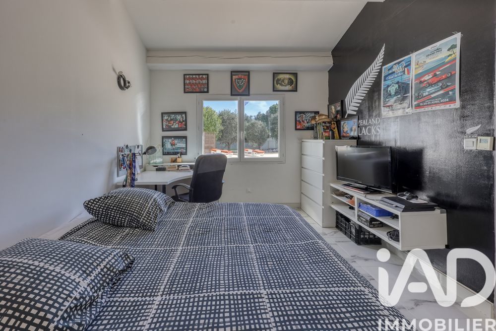 � vendre  Maison La Cadi�re-d'Azur (83740)