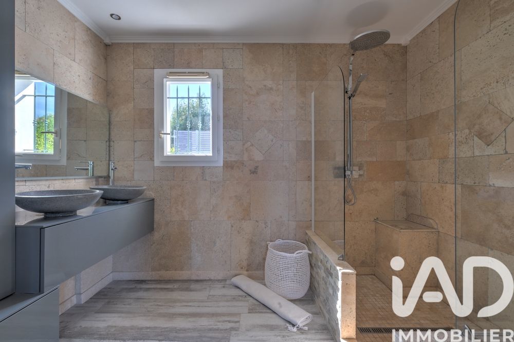 � vendre  Villa Les Adrets-de-l'Est�rel (83600)