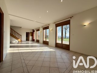  Maison � vendre 8 pi�ces 231 m�