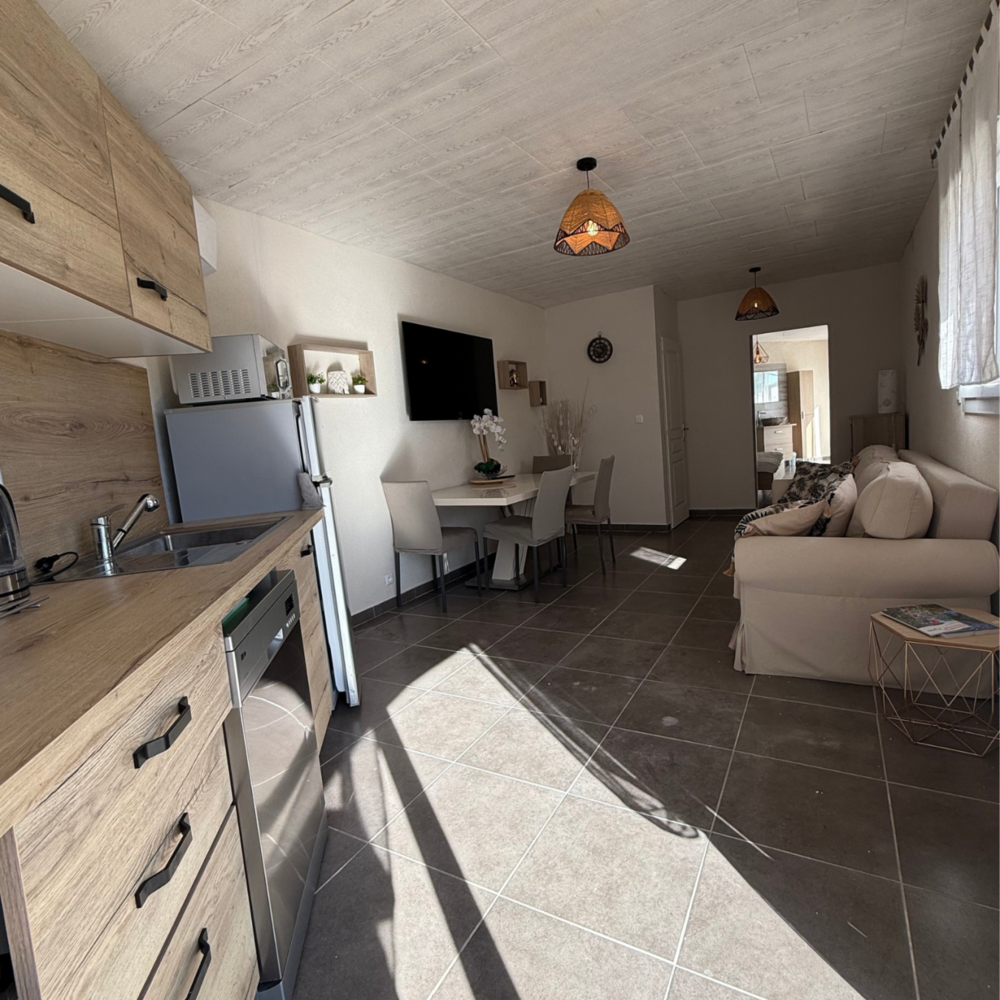 � vendre  Maison Le Cannet-des-Maures (83340)