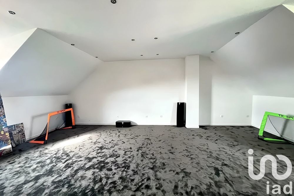 � vendre  Villa Mundolsheim (67450)