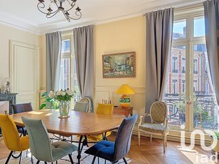  Appartement � vendre 7 pi�ces 207 m�