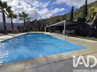  Villa � vendre 6 pi�ces 200 m�