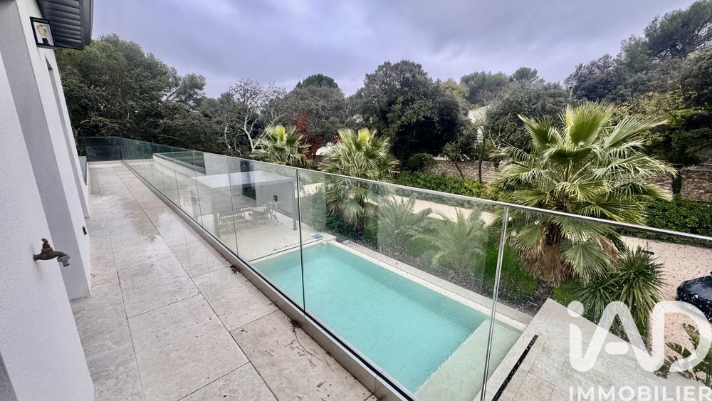 � vendre  Villa Nimes (30900)