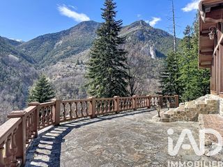  Maison � vendre 8 pi�ces 277 m�