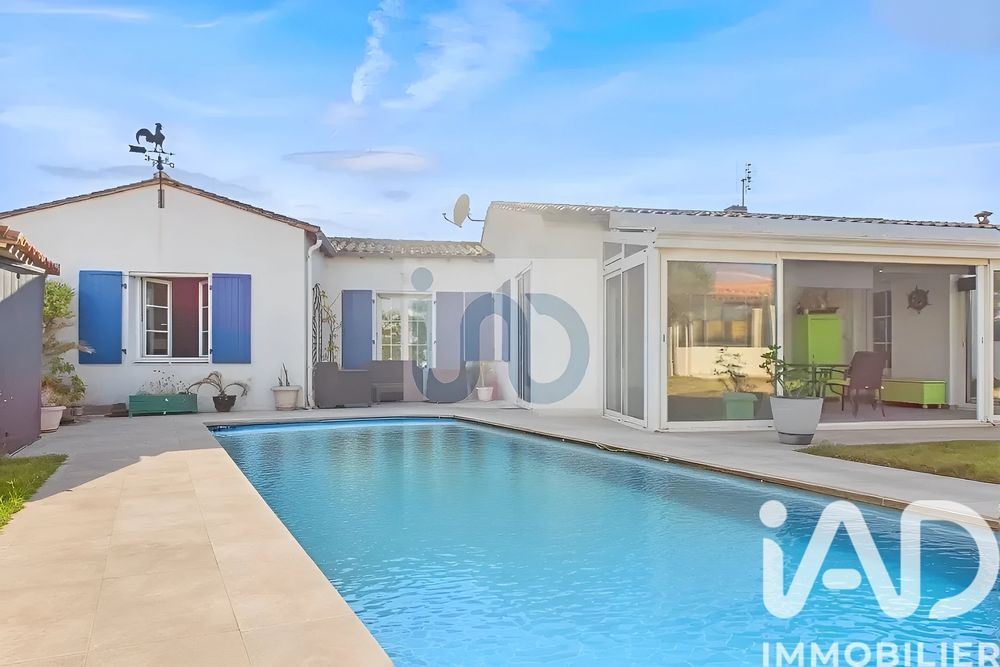 � vendre  Maison Sainte-Marie-de-R� (17740)