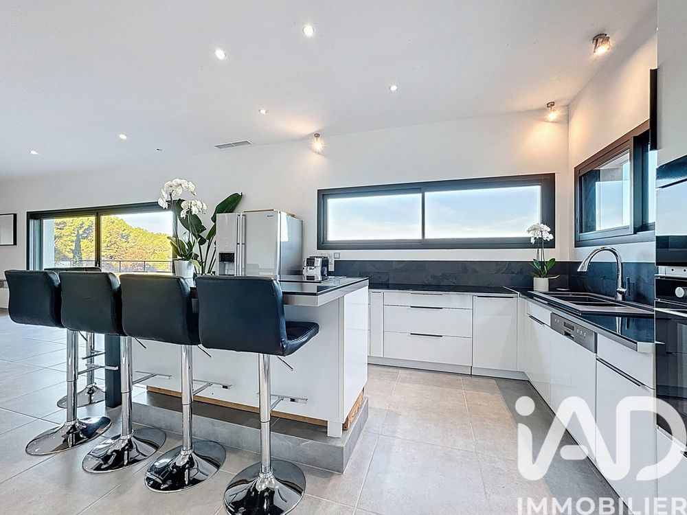 � vendre  Maison Trans-en-Provence (83720)