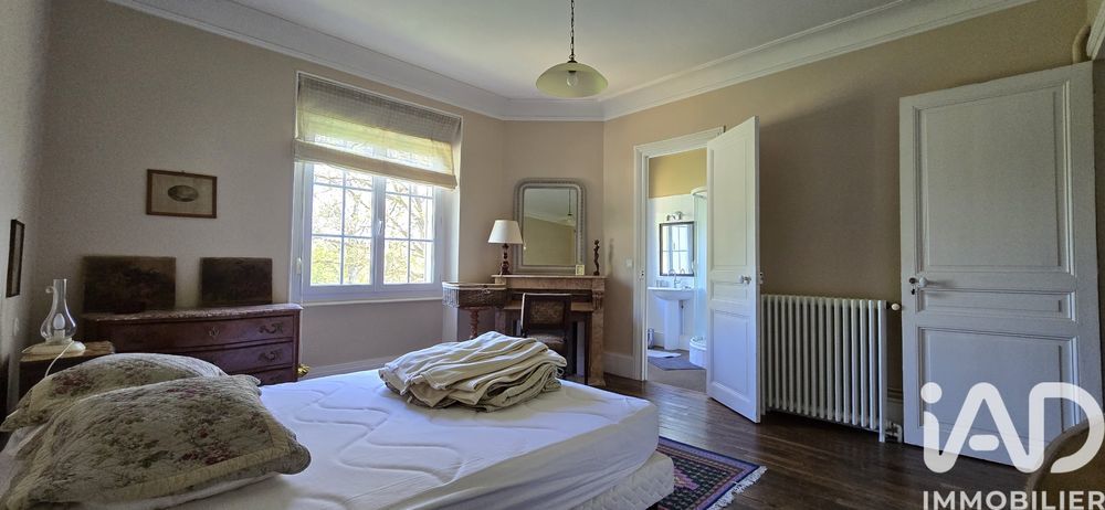 � vendre  Propri�t�/ch�teau Chamouille (02860)