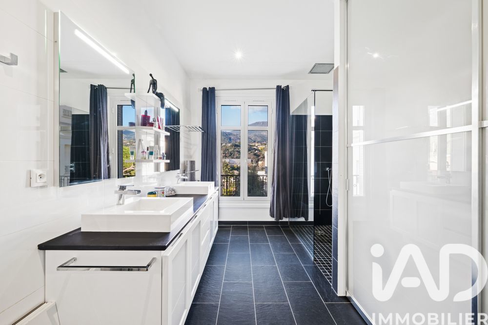 � vendre  Appartement Menton (06500)