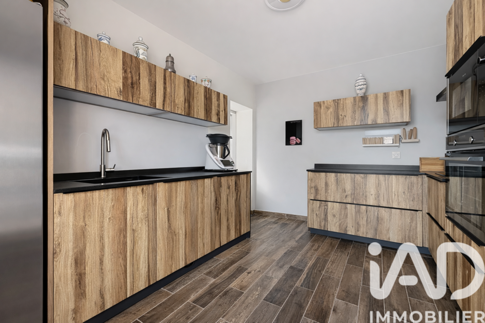 � vendre  Maison Saint-Martin-de-Crau (13310)