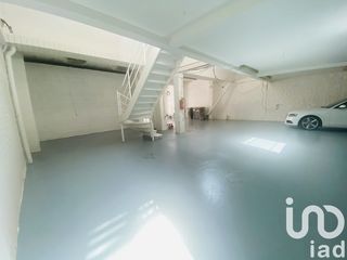  Immeuble � vendre 570 m�