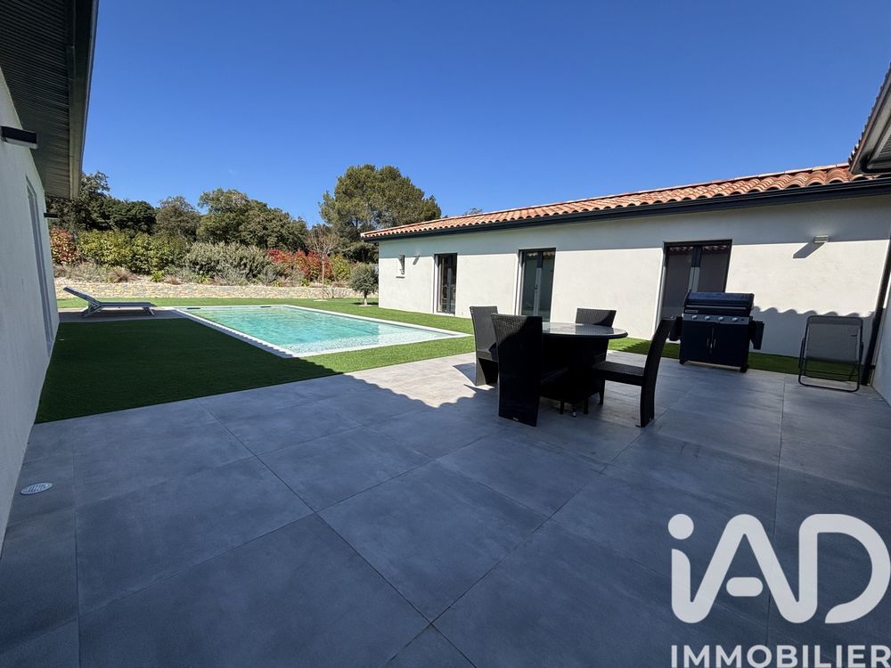 � vendre  Villa Nimes (30900)
