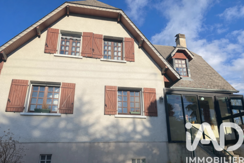   Vente Maison/villa 5 pi�ces Maison - 5 pi�ce(s) - 190 m�