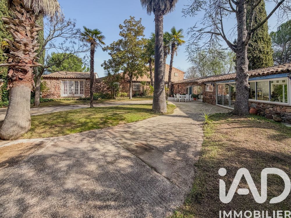 � vendre  Maison Roquebrune-sur-Argens (83520)