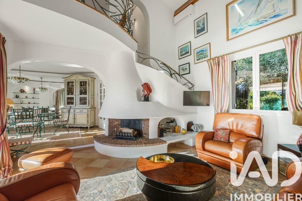 � vendre  Maison Antibes (06600)