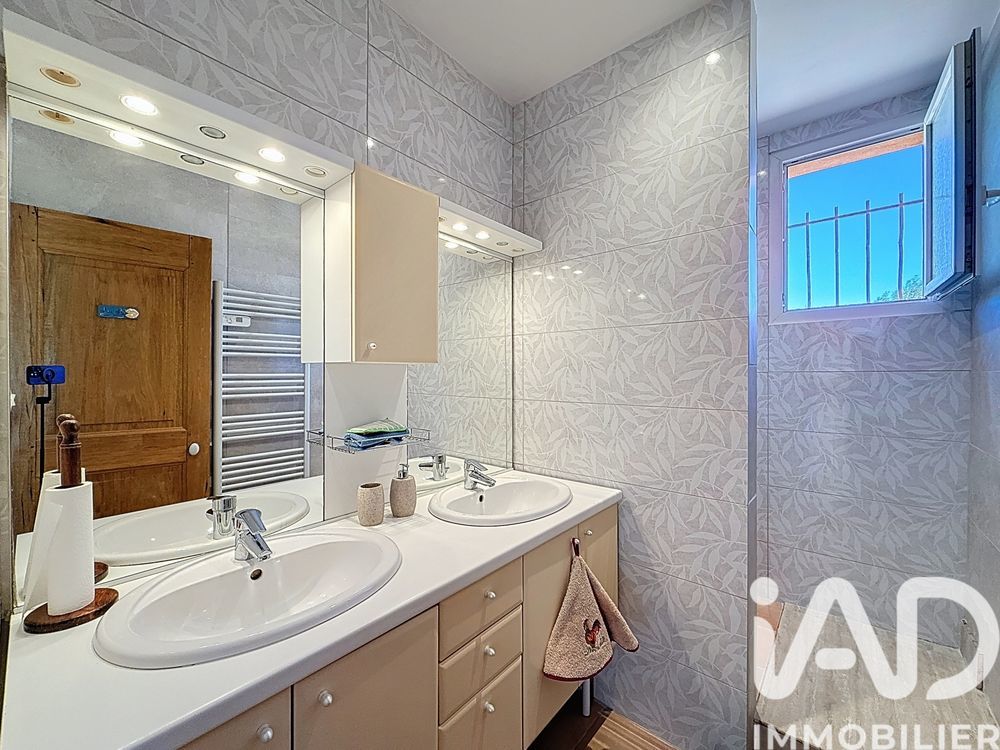 � vendre  Maison Besse-sur-Issole (83890)