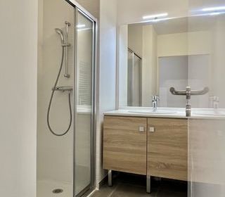  Appartement � vendre 5 pi�ces 95 m�