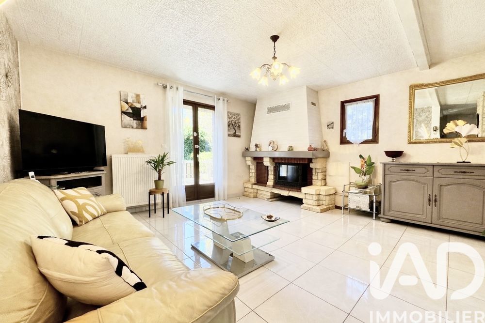 � vendre  Maison Saint-Julien-en-Genevois (74160)