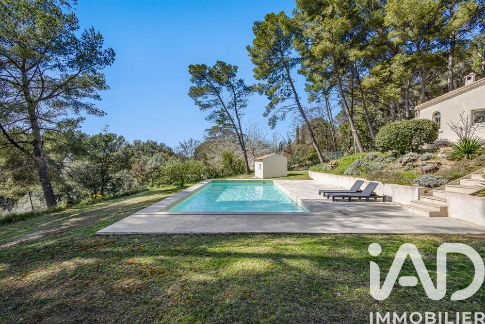 � vendre  Maison �guilles (13510)