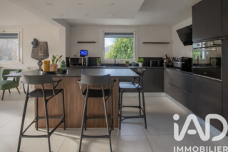  Maison � vendre 9 pi�ces 243 m�