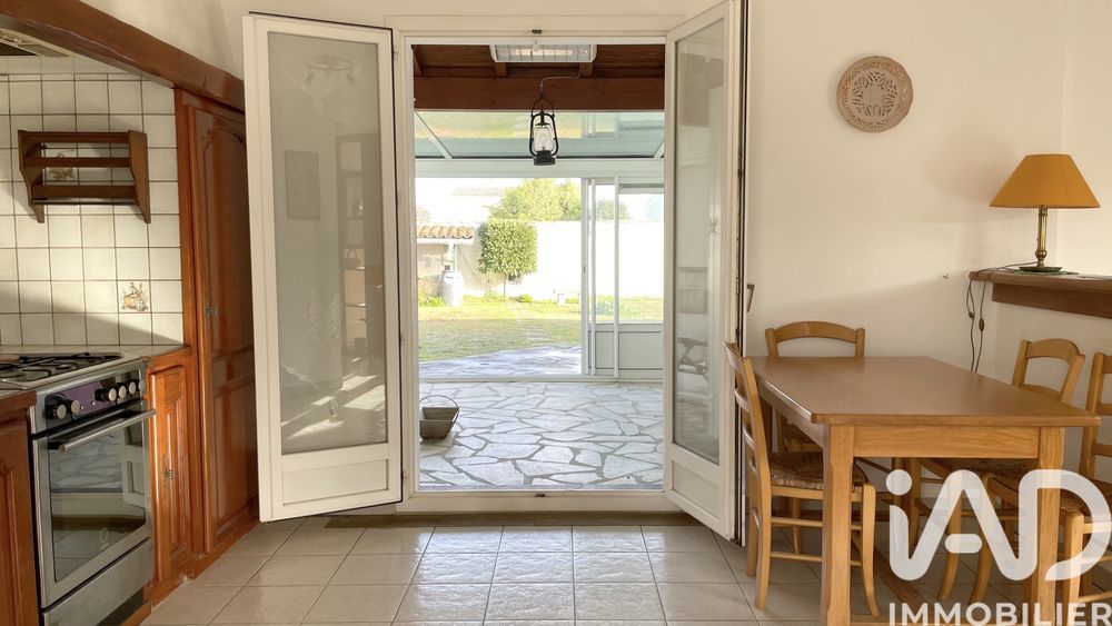 � vendre  Maison Loix (17111)