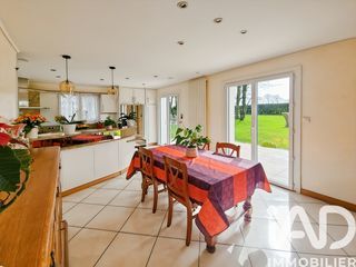  Maison � vendre 6 pi�ces 209 m�