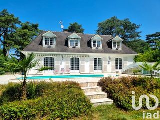  Maison � vendre 9 pi�ces 220 m�