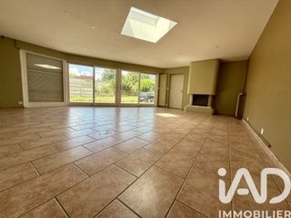  Maison � vendre 10 pi�ces 240 m�