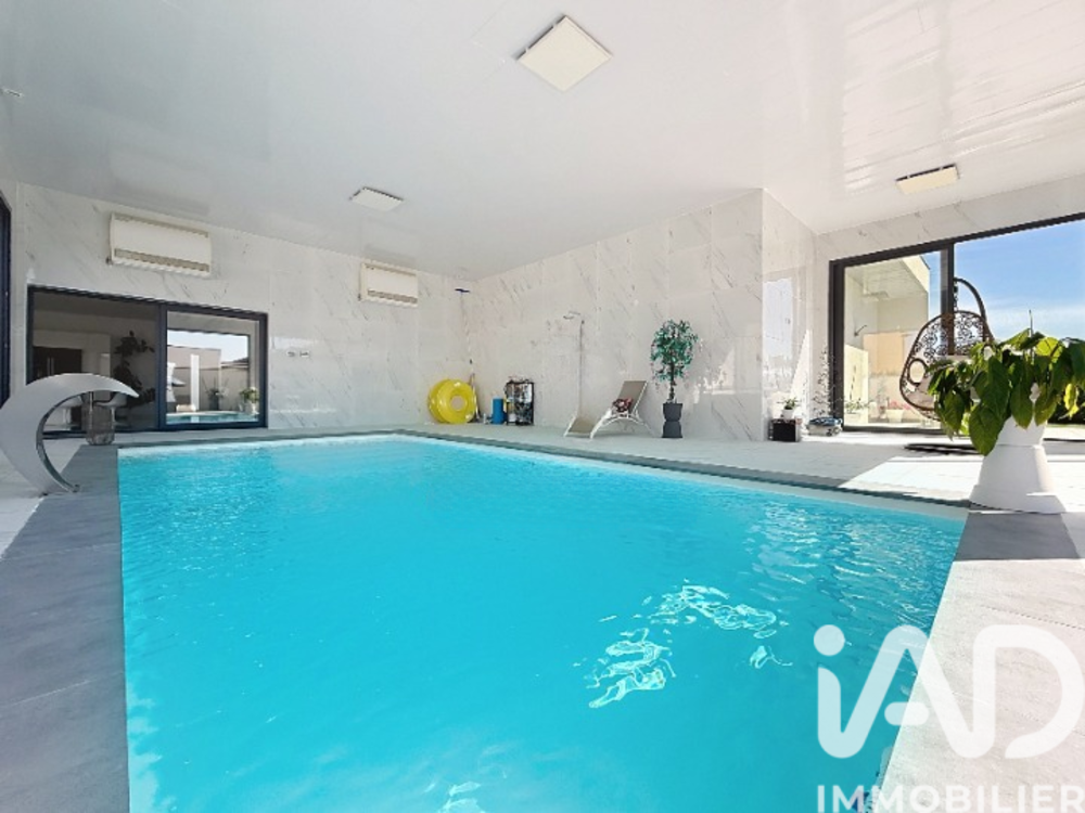 � vendre  Maison Llupia (66300)